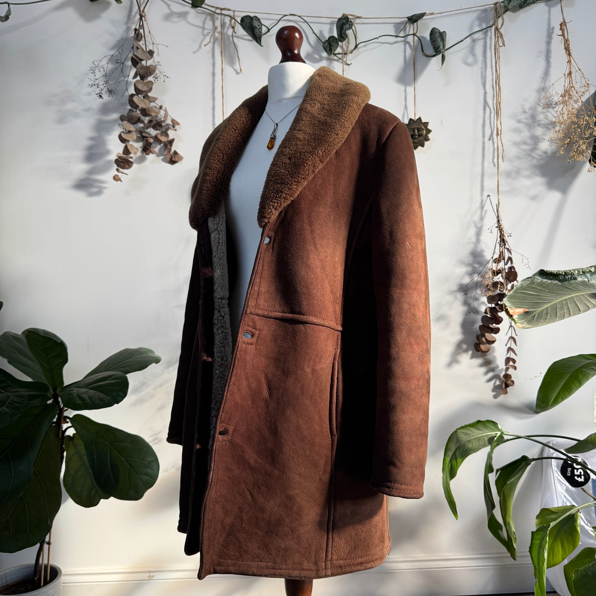Brown sheepskin coat - size L