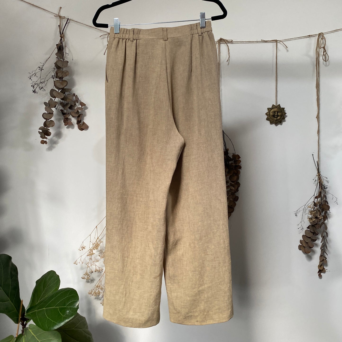 Neutral trousers - size S/M