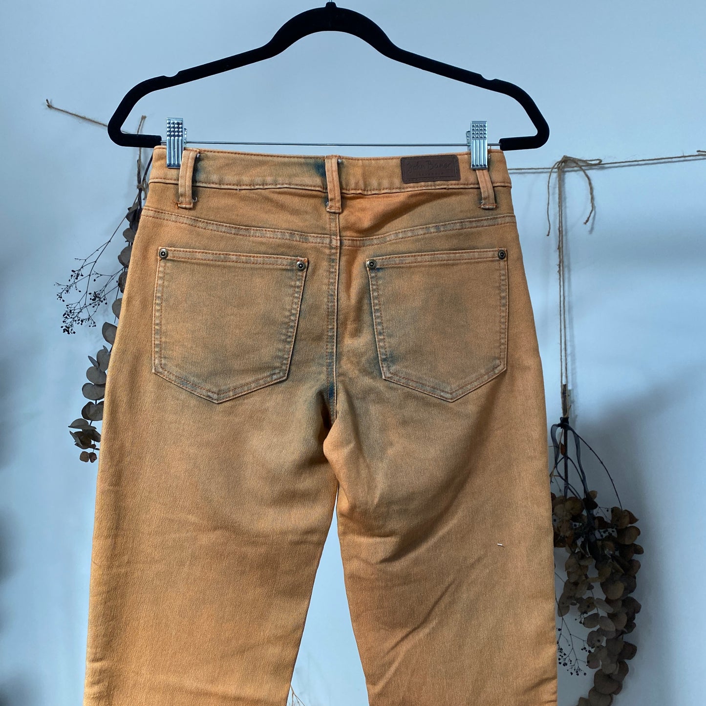 Peachy jeans - size S