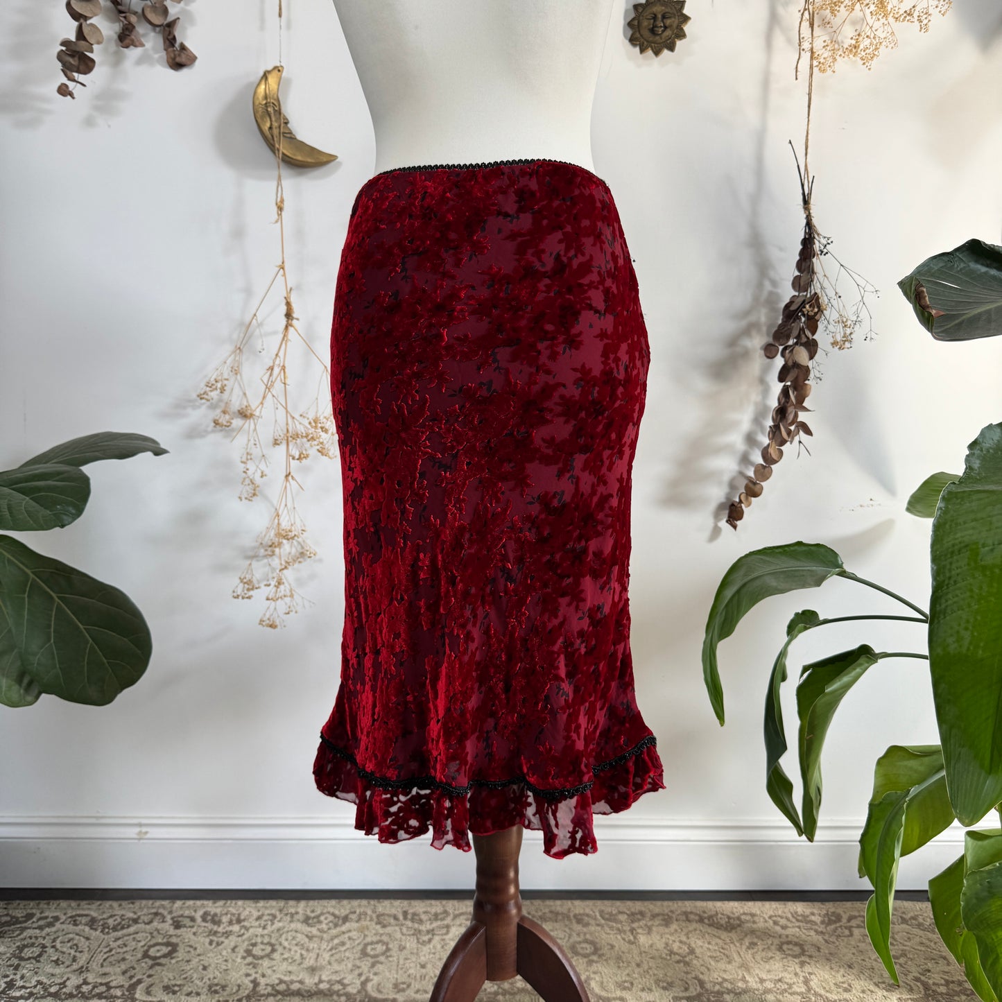 Red velvet skirt -size M/L
