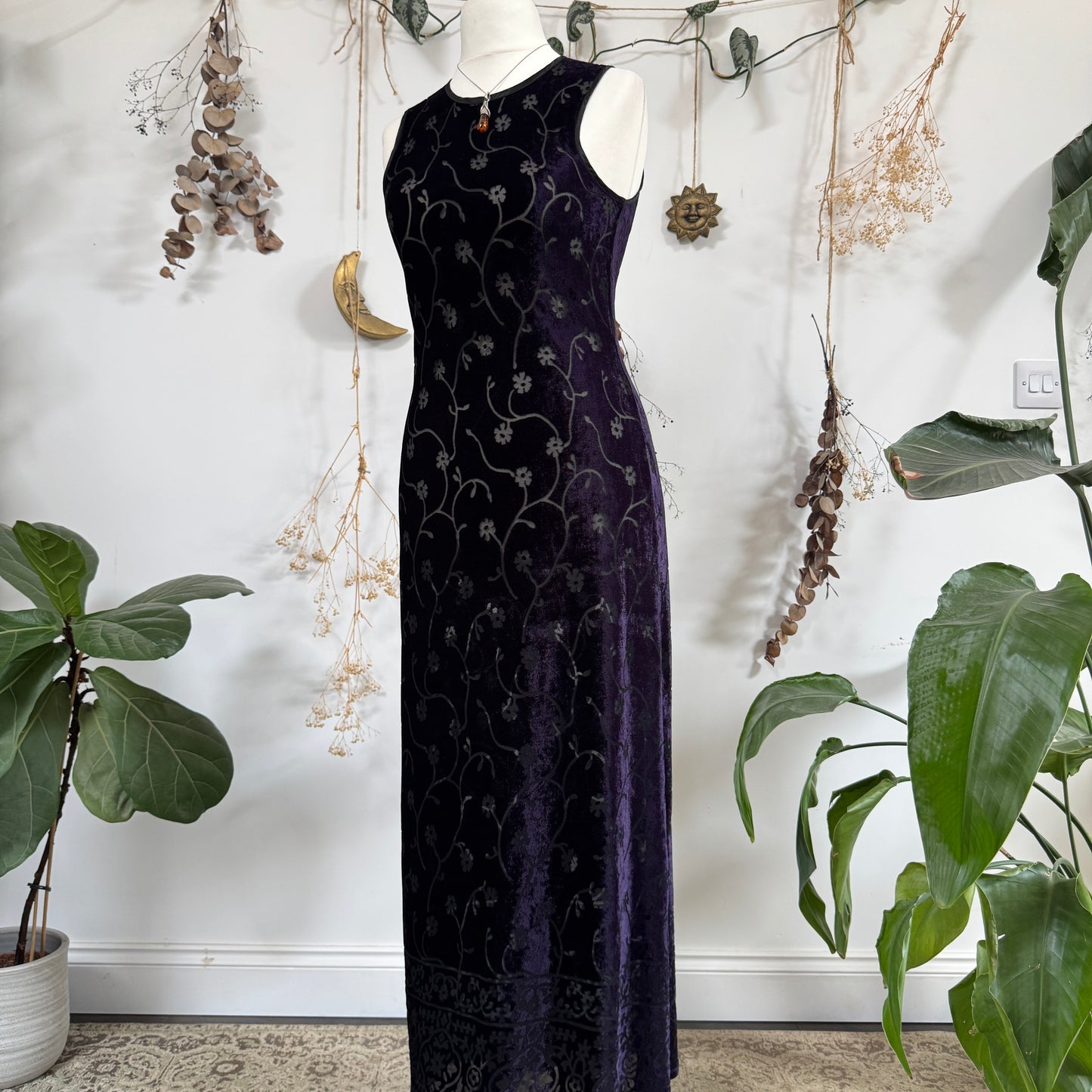 Purple velvet dress - size M