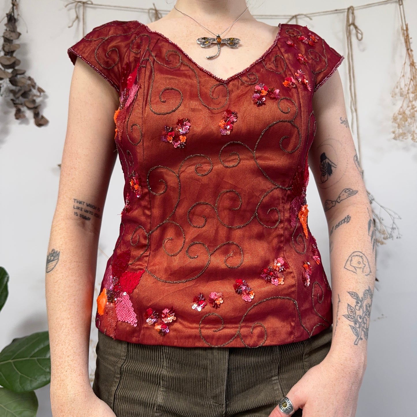 Embellished top - size L