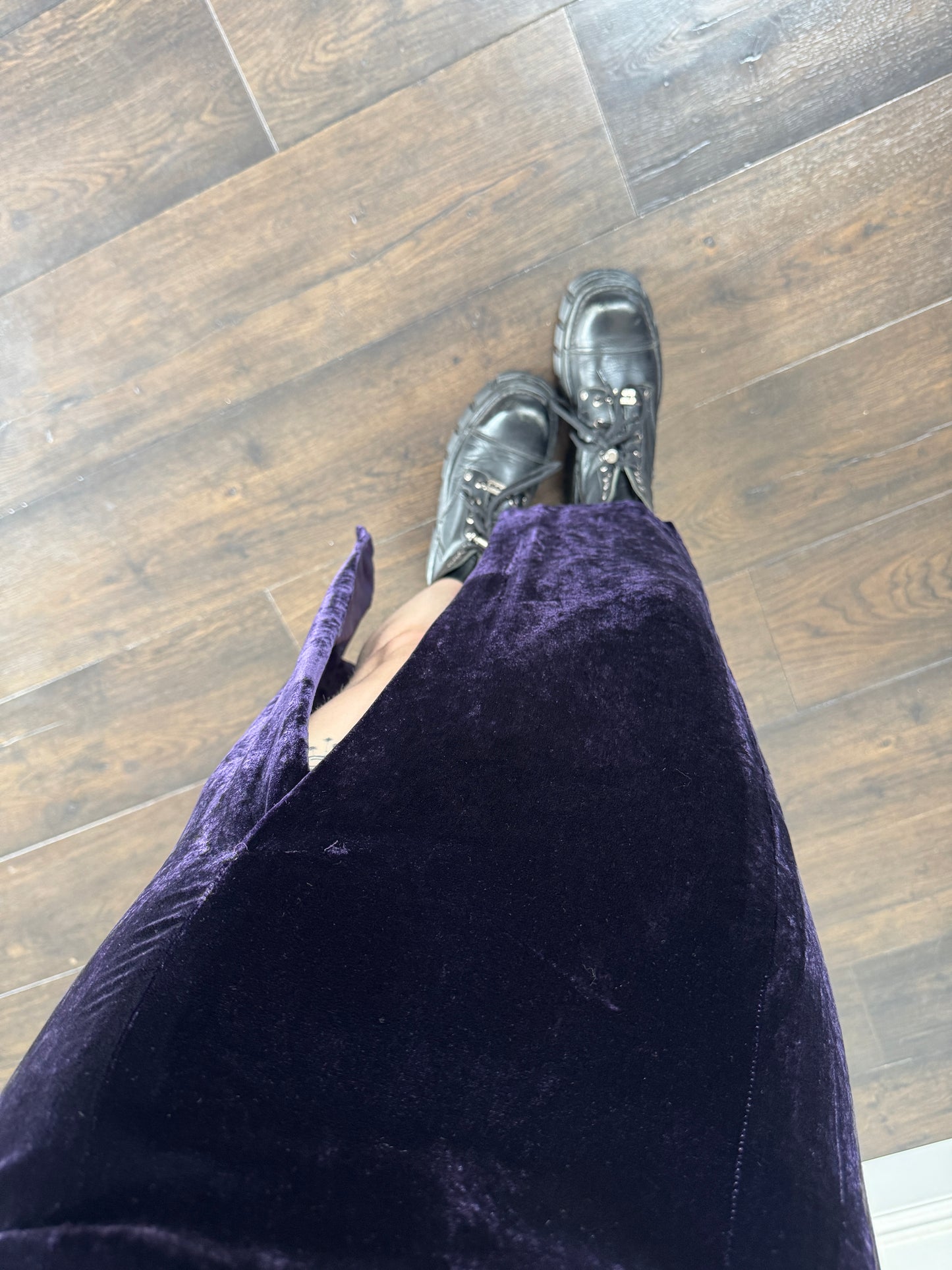 Purple velvet dress - size M