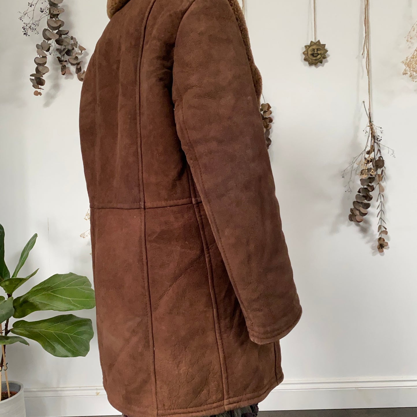 Brown sheepskin coat - size L