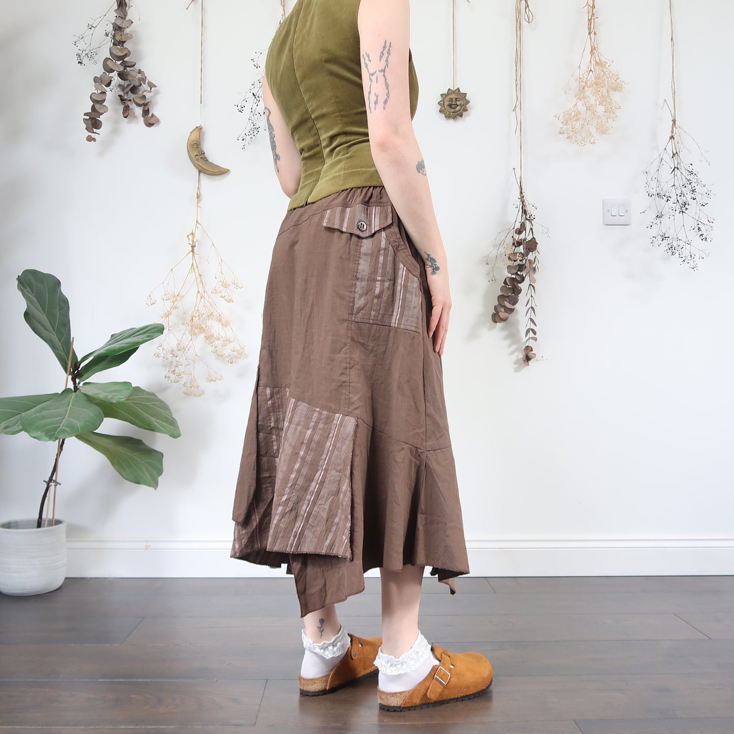 Brown archival skirt - size M