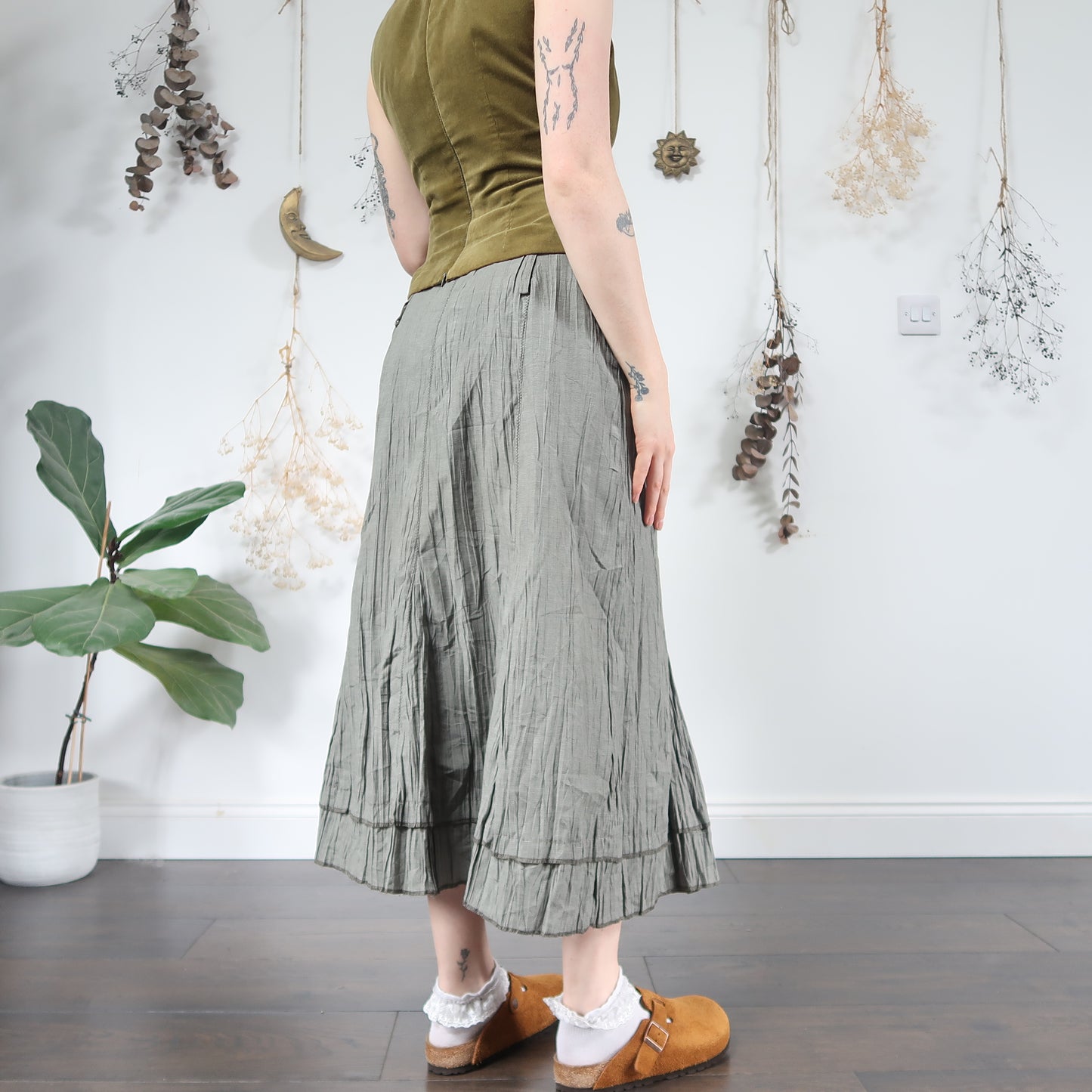 Green summer skirt - size M
