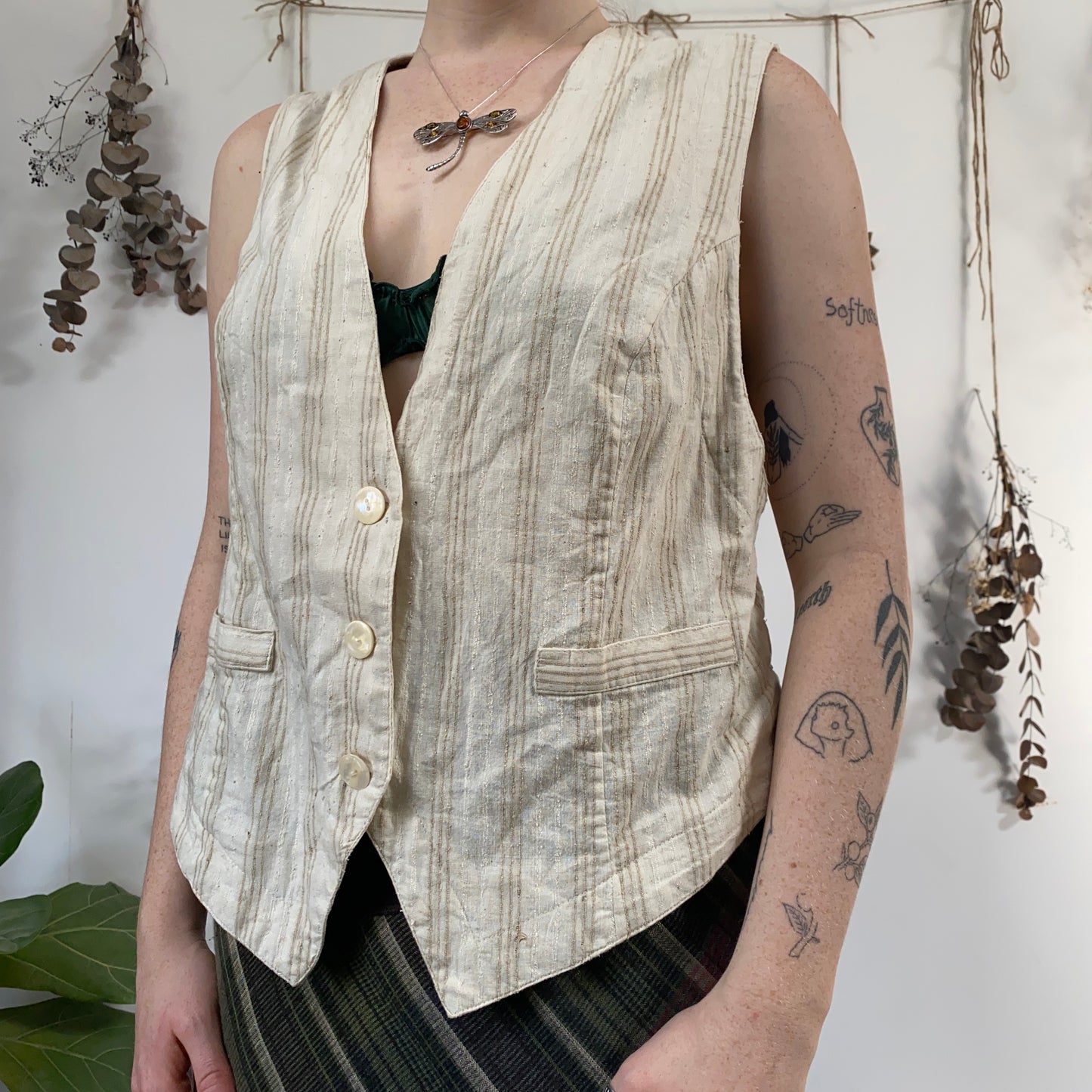 Cream pinstipe waistcoat - size L