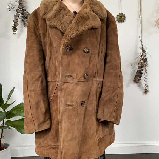 Brown sheepskin coat - size XL