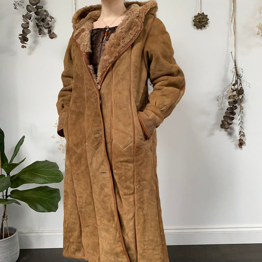 Camel sheepskin coat - size M