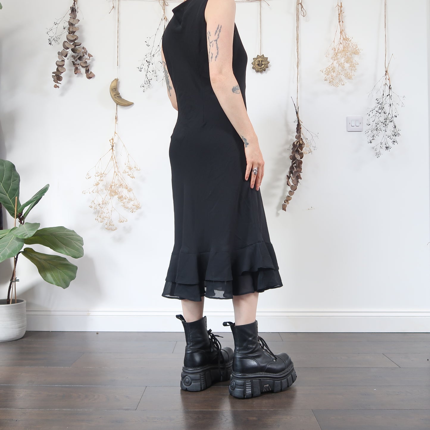 Black dress - size L