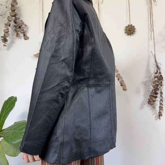 Black leather jacket - size M/L