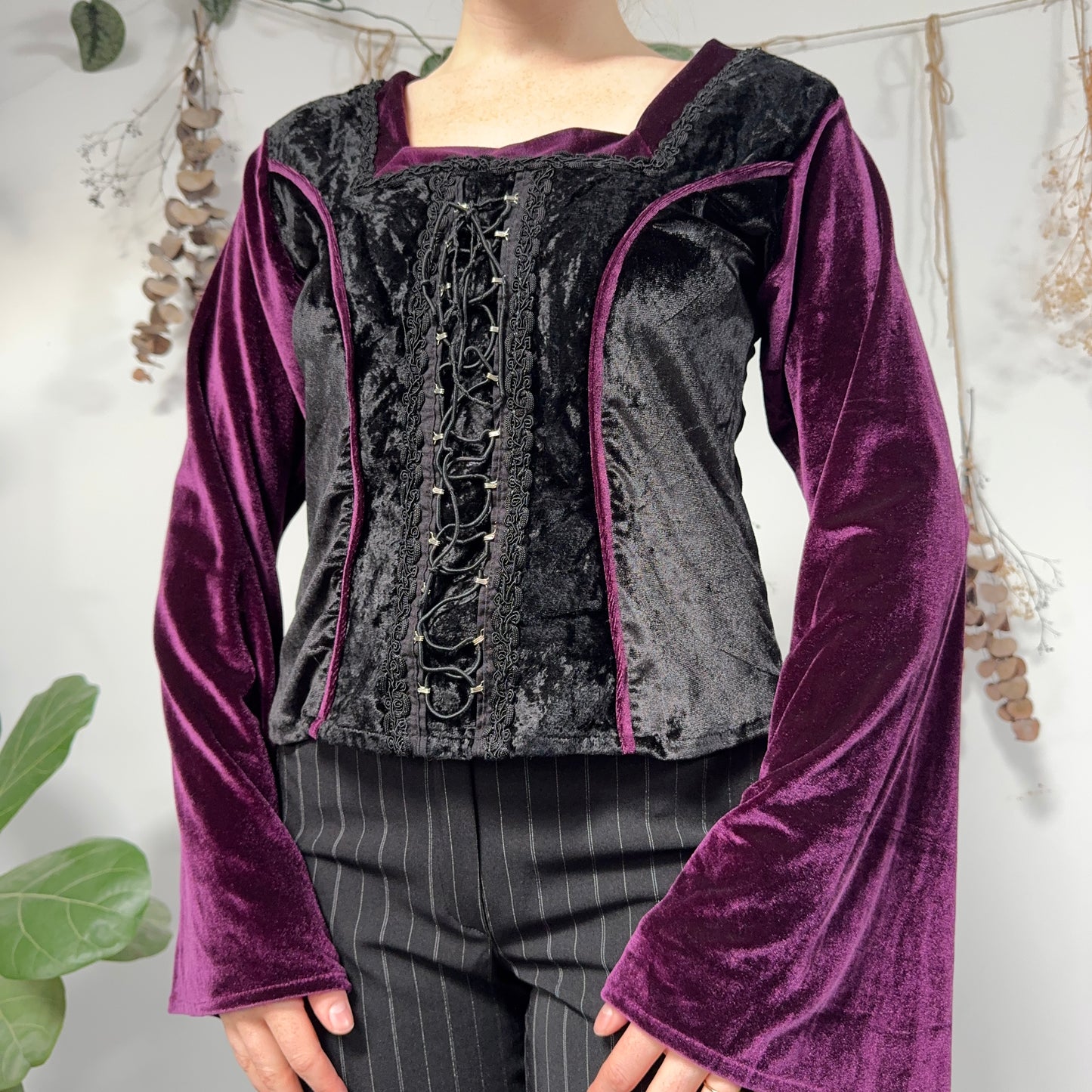 Gothic top - size L/XL