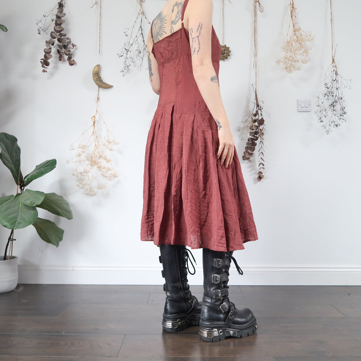 Brick red dress - size M/L