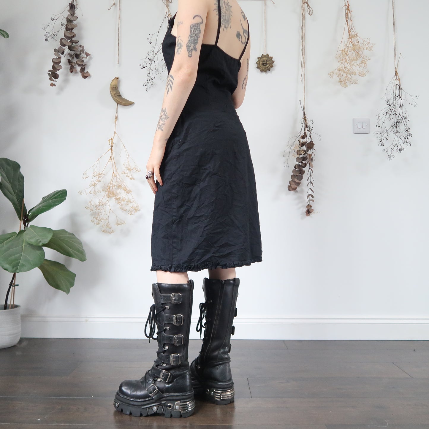 Black dress - size M