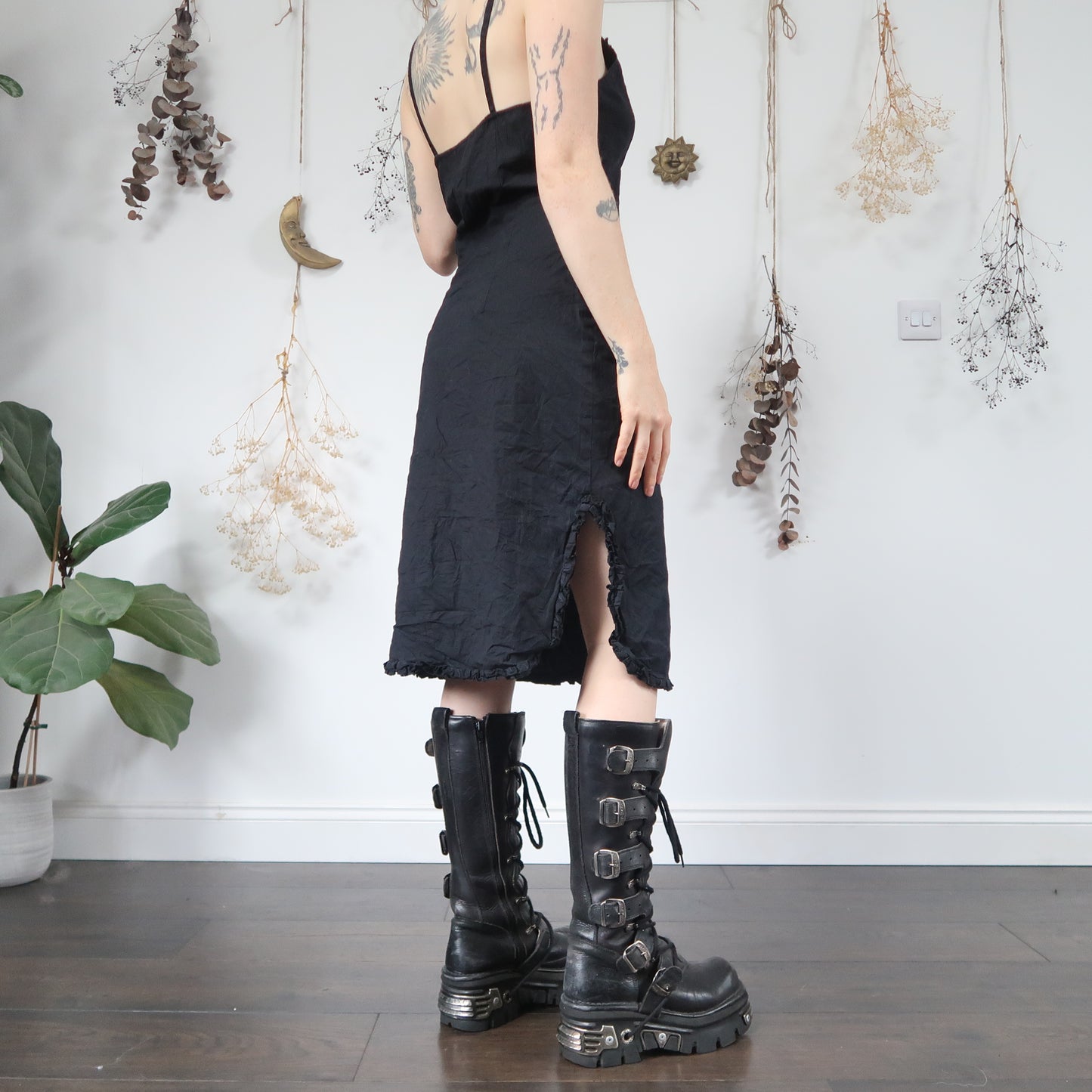 Black dress - size M