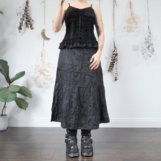 Black tiered skirt - size M