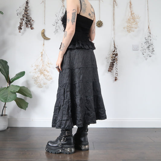 Black tiered skirt - size M