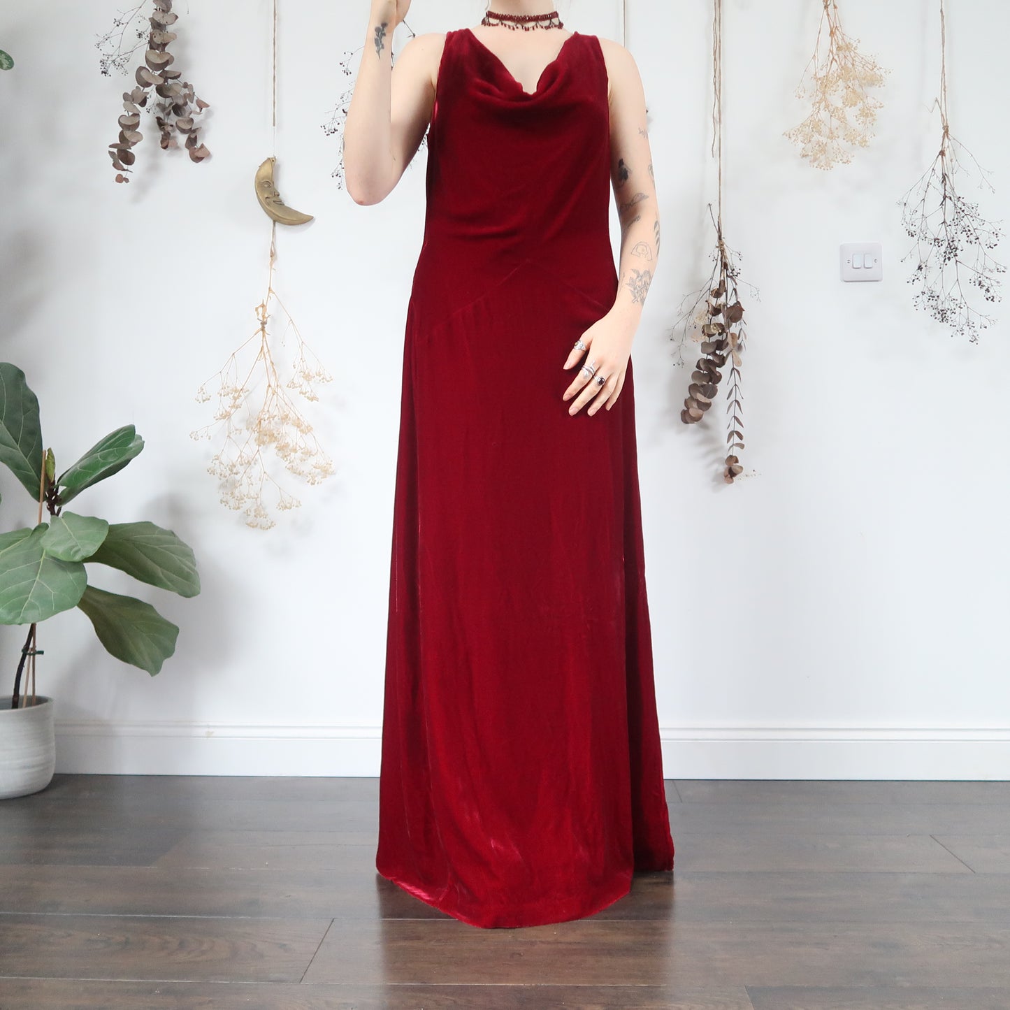 Red velvet dress - size M