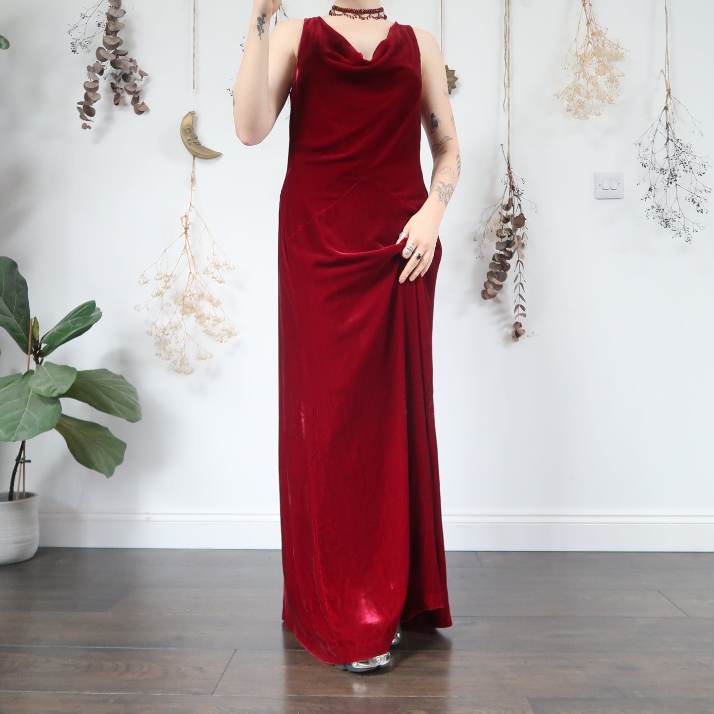 Red velvet dress - size M
