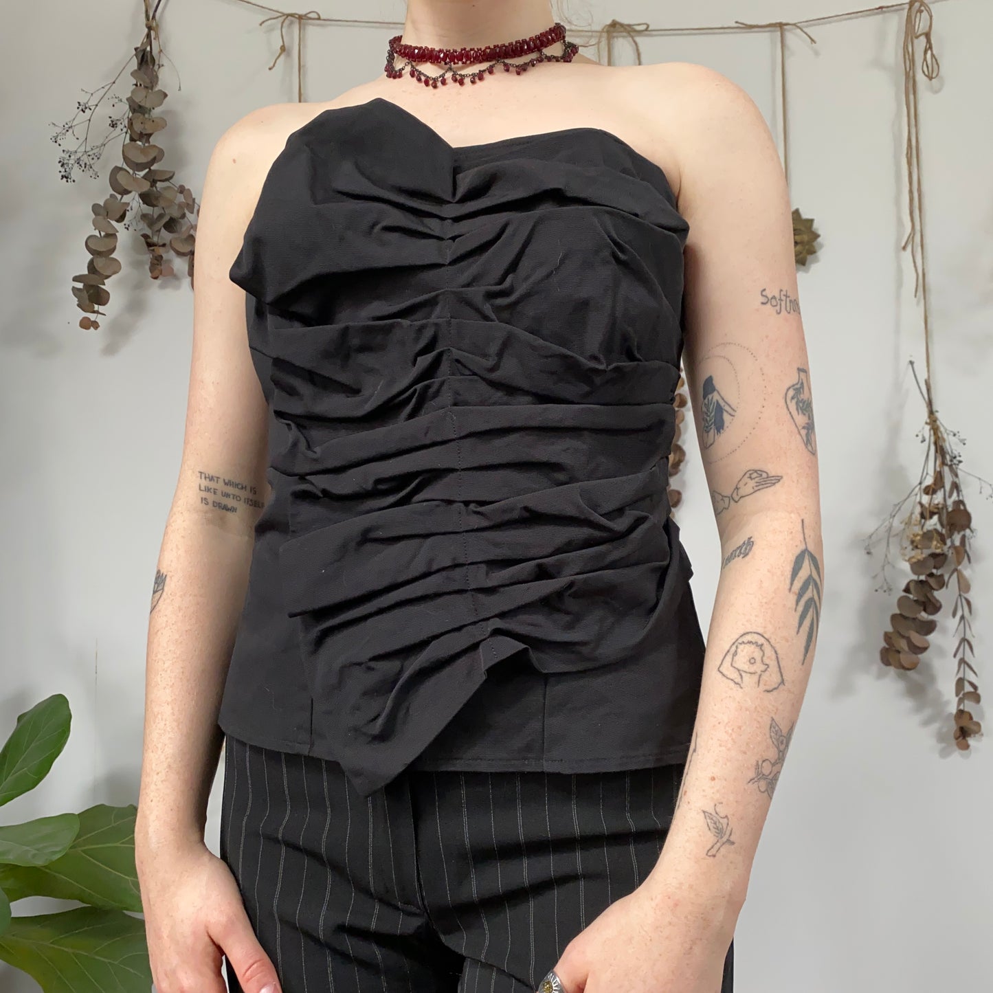 Ruffle corset - size M