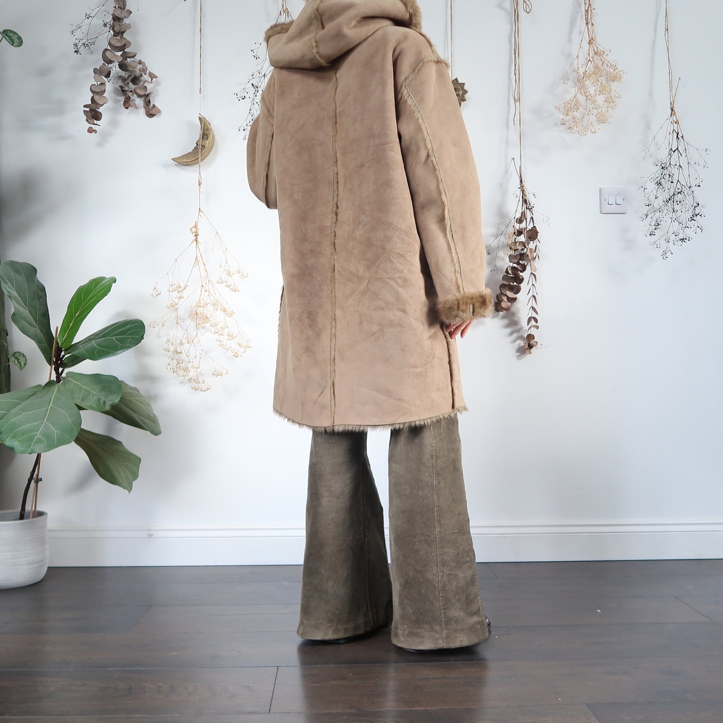Green beige coat - size XL