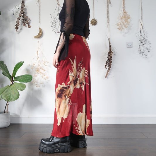 Red floral skirt - size M