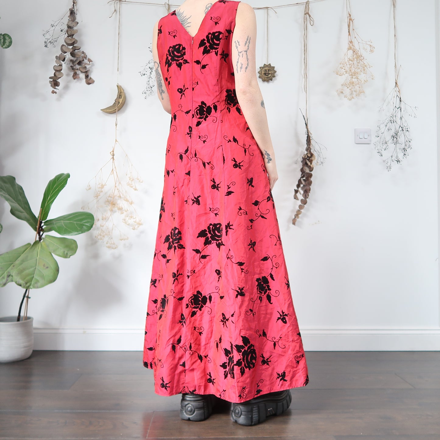 Red iridescent dress - size M/L