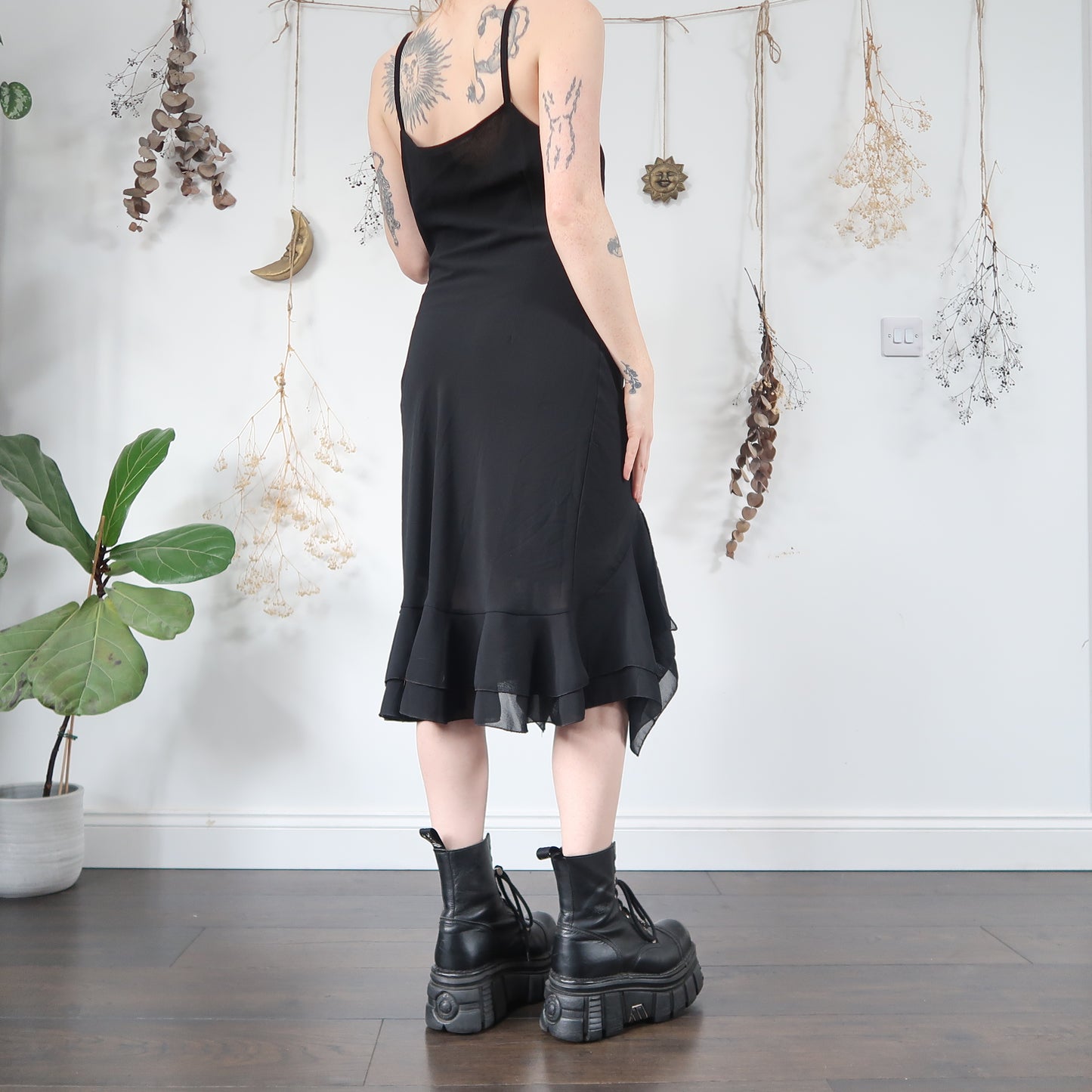 Black dress - size M