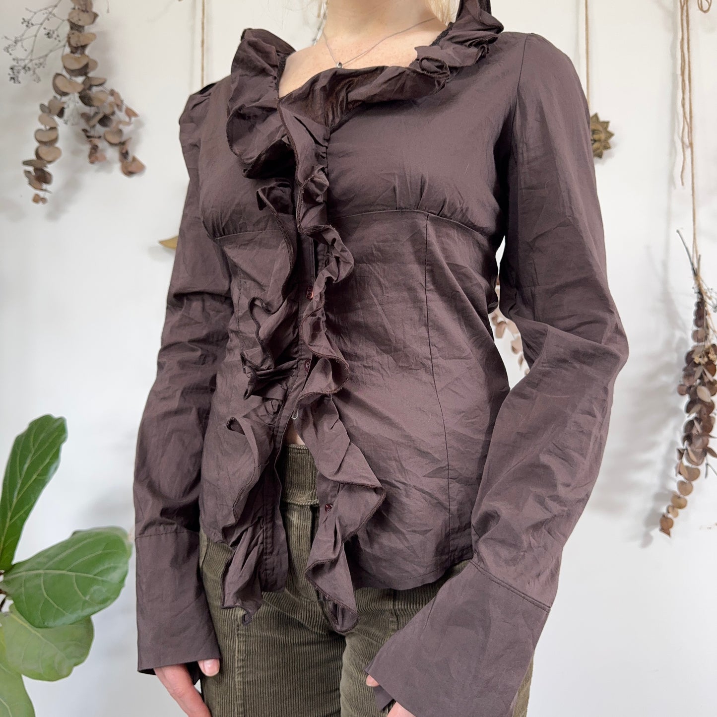 Brown ruffle blouse - size M
