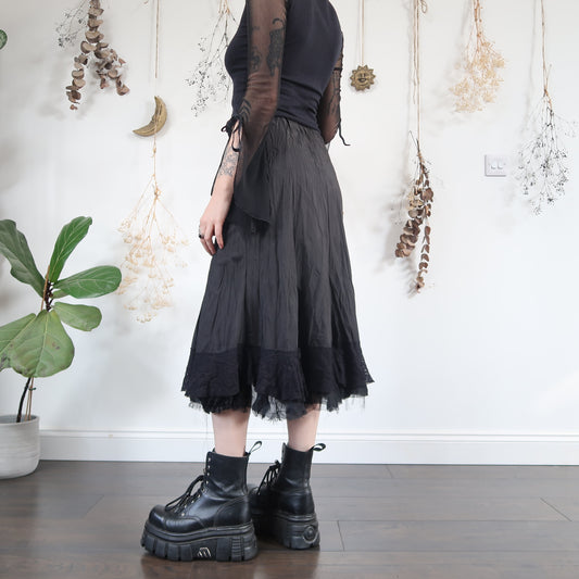 Black midi skirt - size S/M
