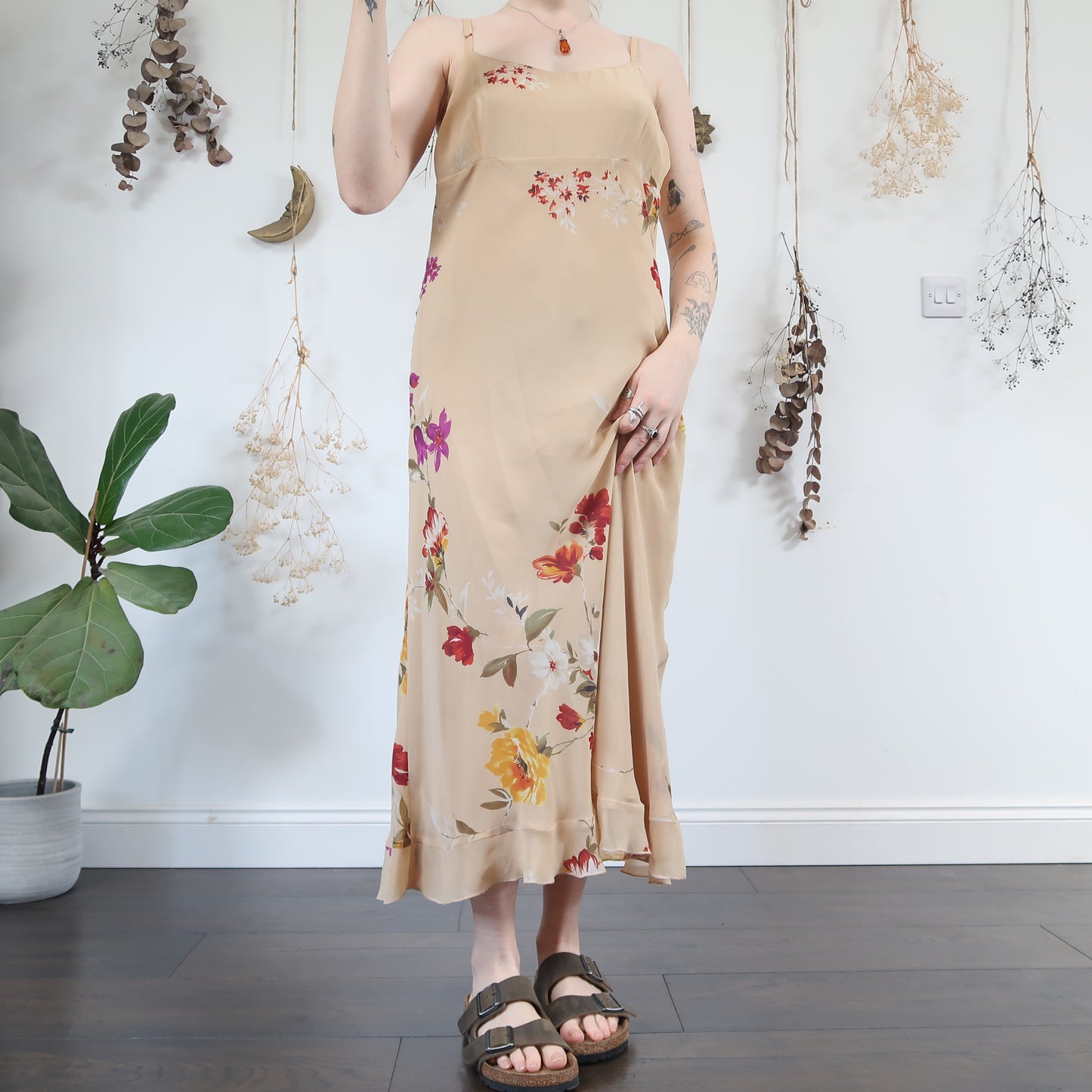 Floral dress - size M/L