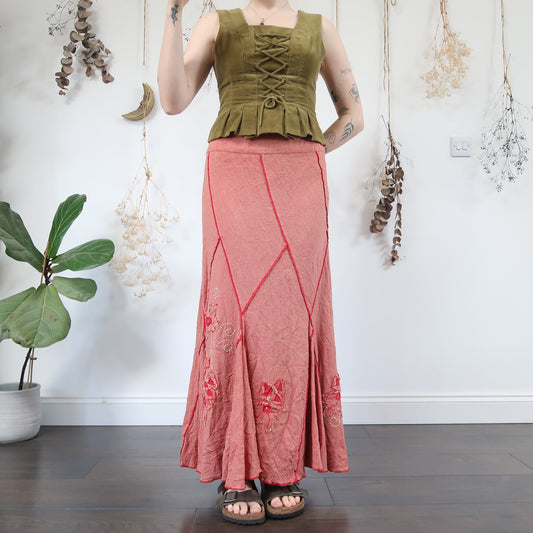 Maxi skirt - size L