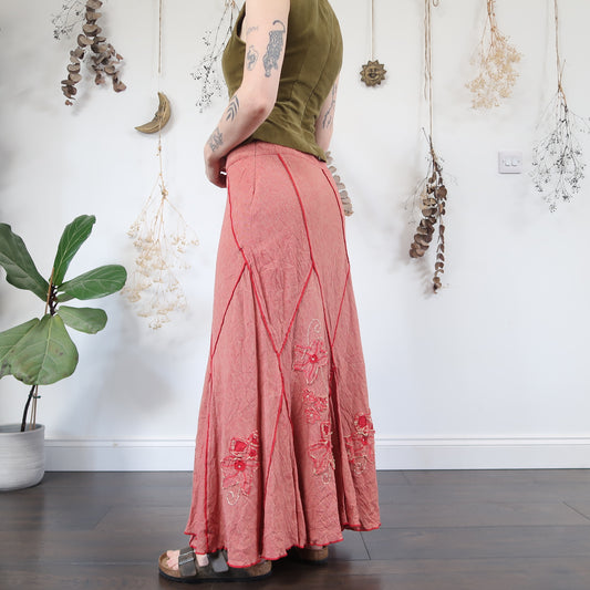 Maxi skirt - size L