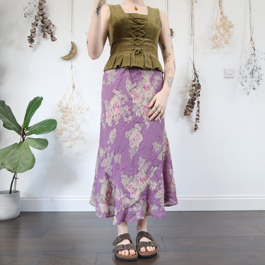 Lilac floral skirt - size M/L