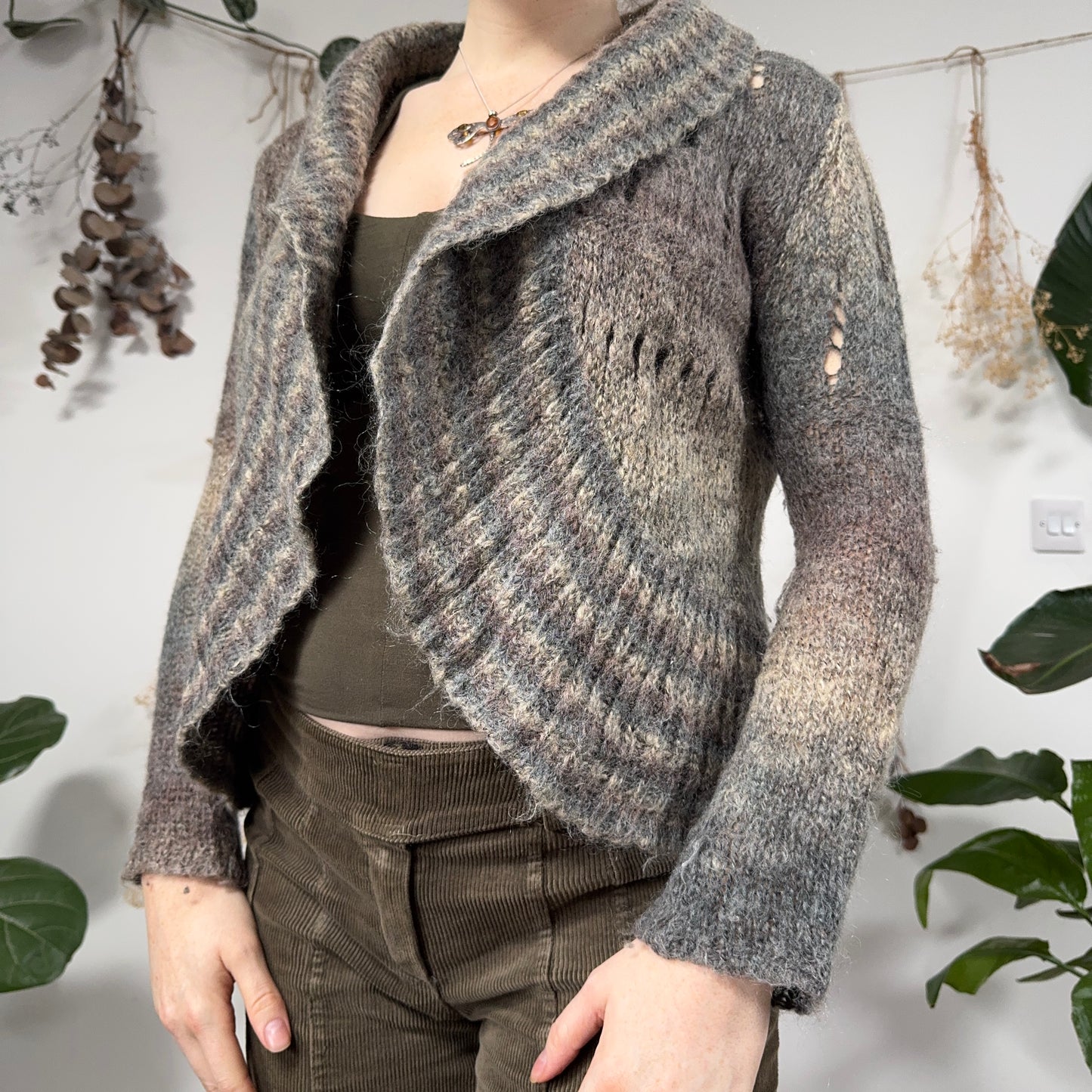 Muted cardigan - size M