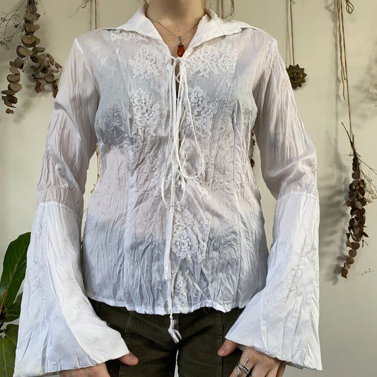 White lace up shirt - size M/L