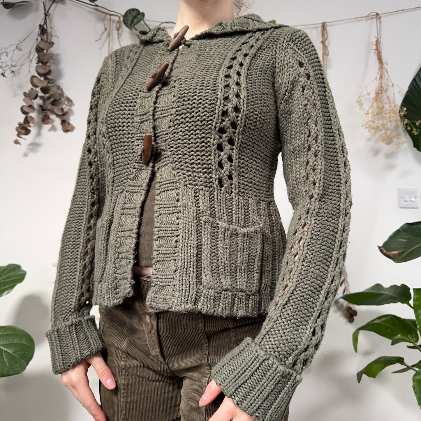 Green knit hooded jumper - size M