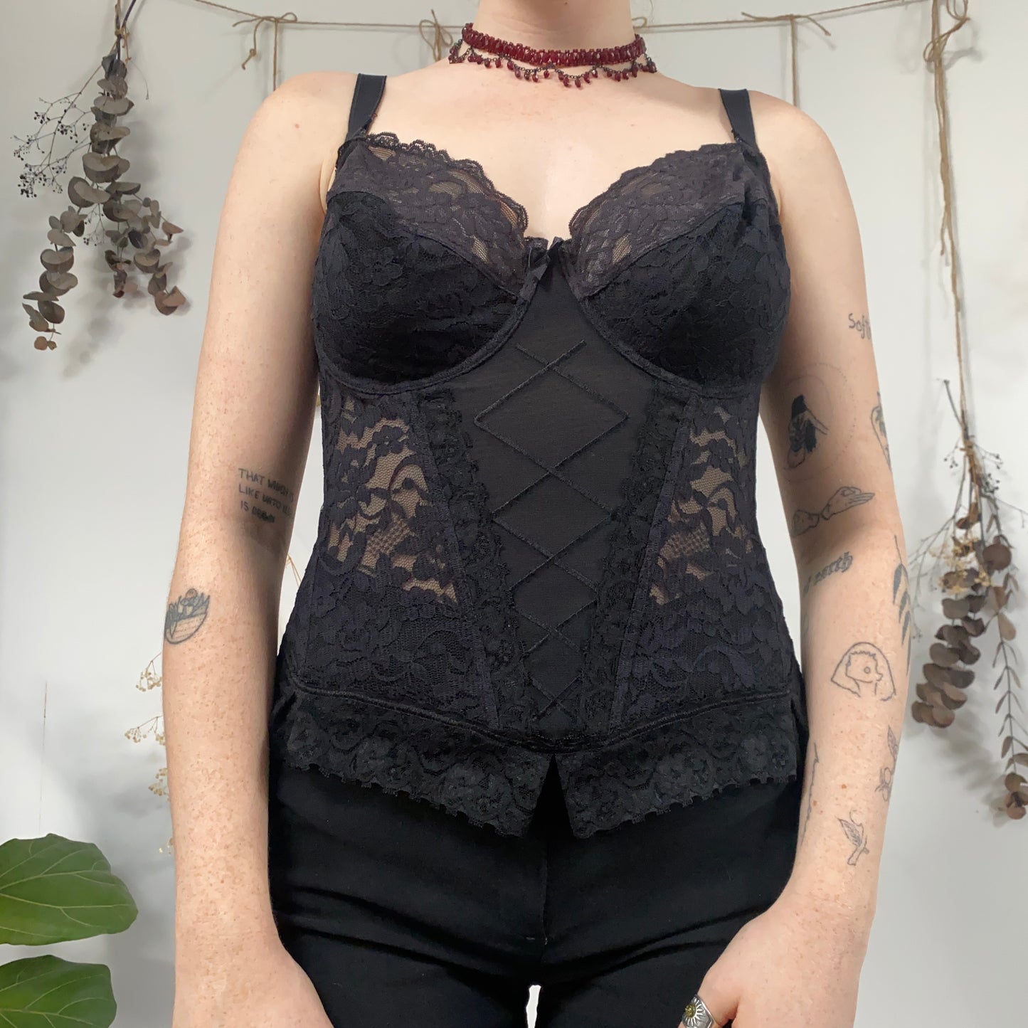 Black lace corset - size M
