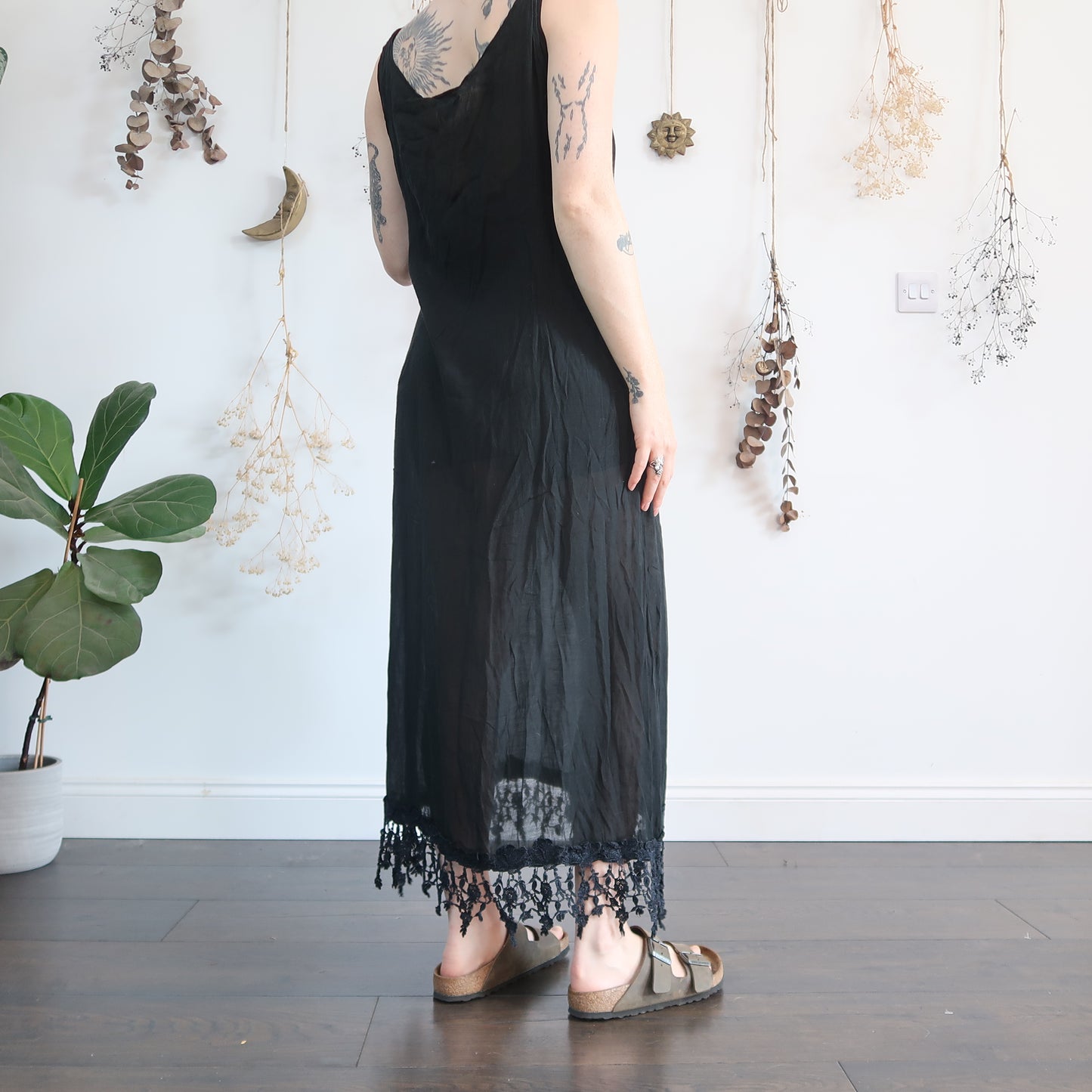 Black dress - size L