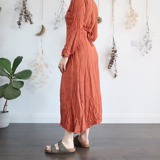 Orange embroidered dress - size M/L
