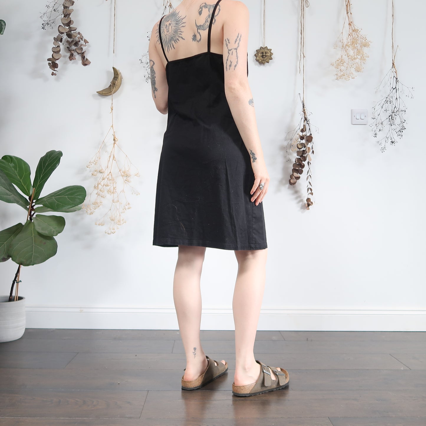 Black midi dress - size M/L