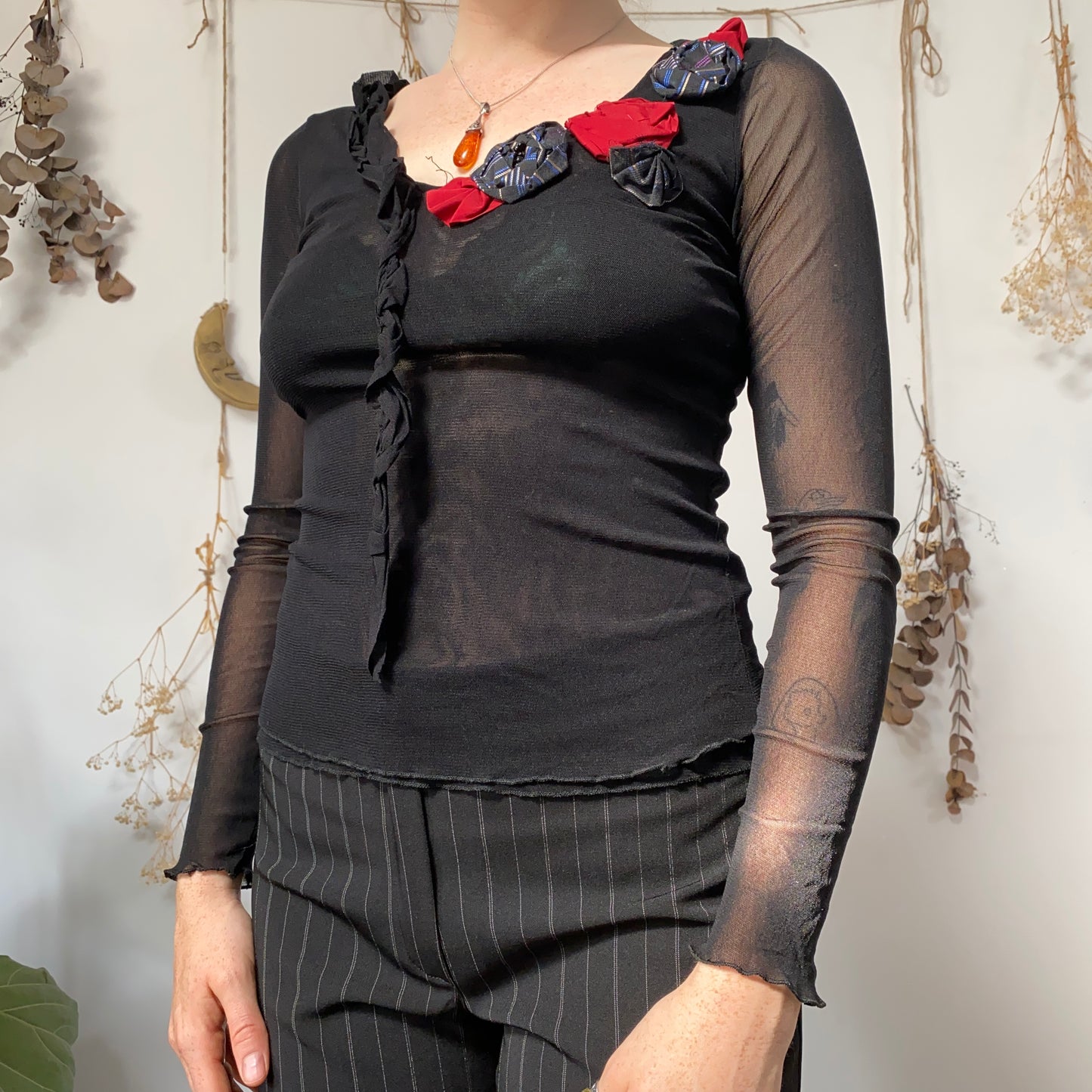 Black mesh top - size XS/S/M