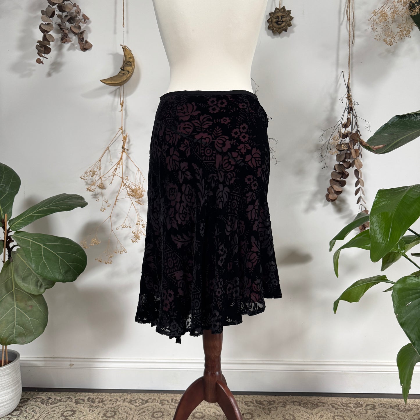 Velvet asymmetric skirt - size M