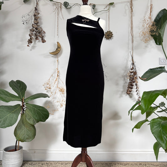 Black velvet dress - size M