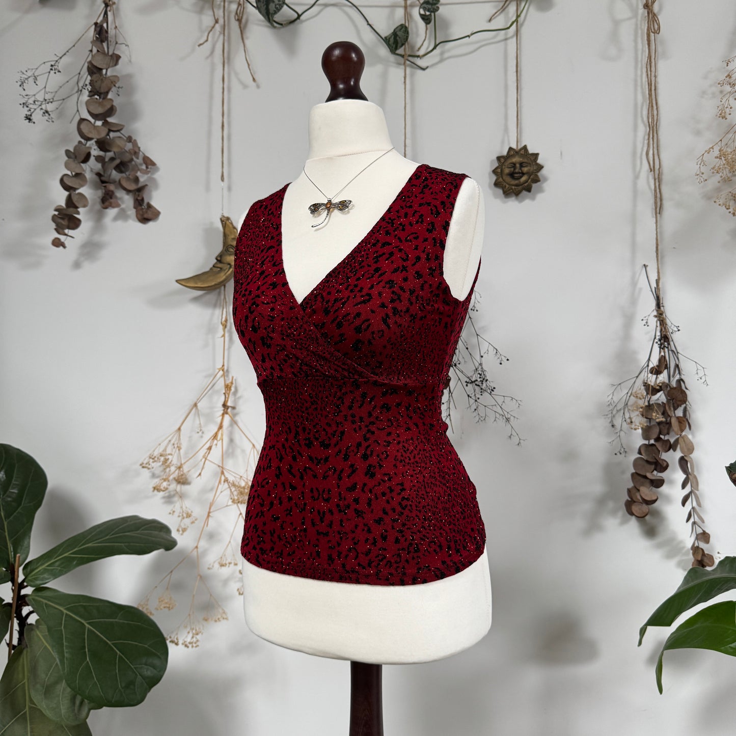 Red slinky top - size M/L