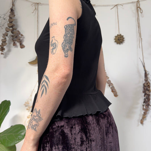 Black slinky top - size M