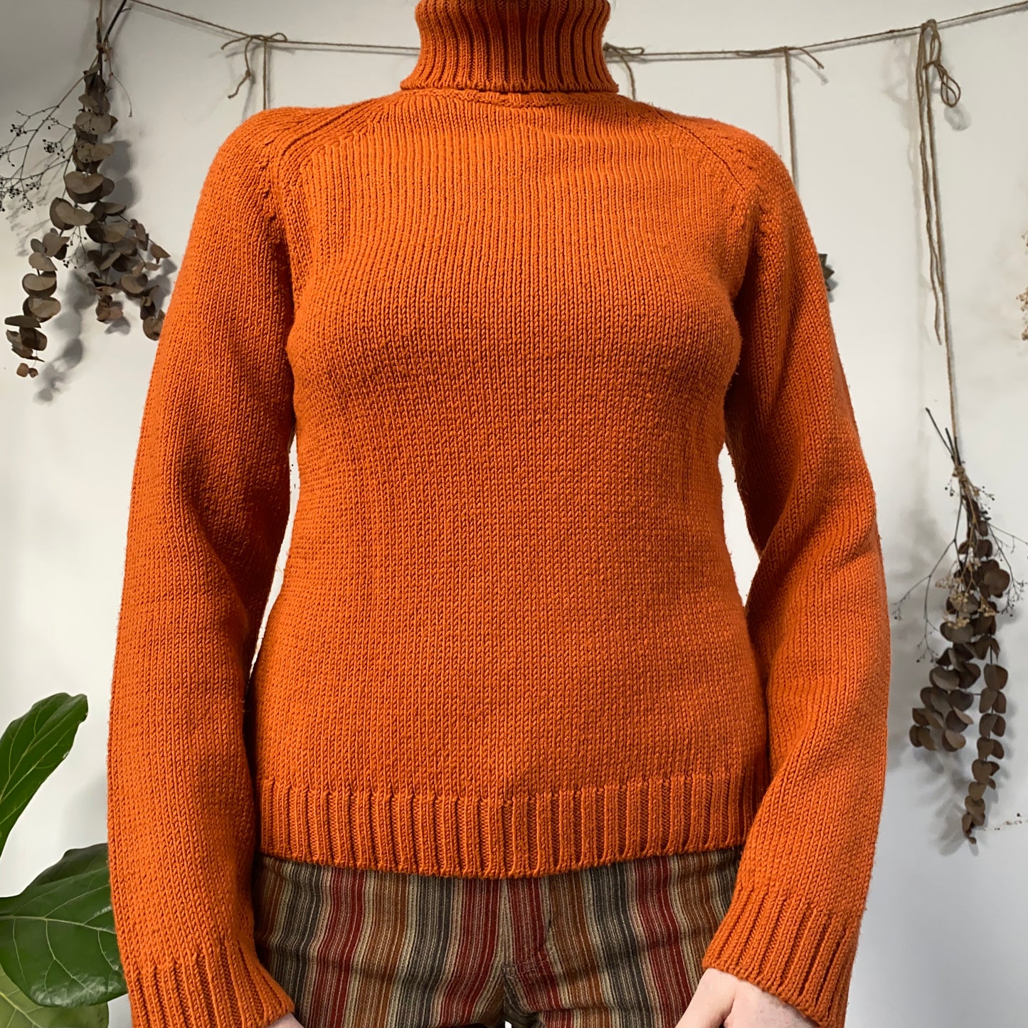 Orange knit jumper - size S/M