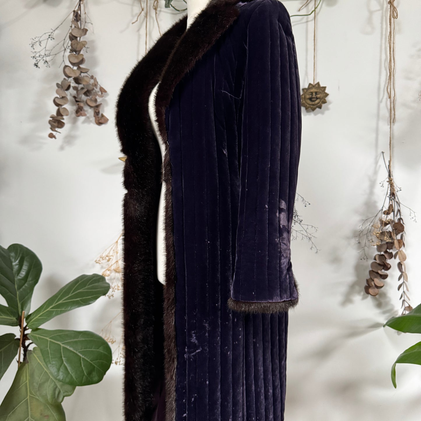 Purple velvet coat - size S