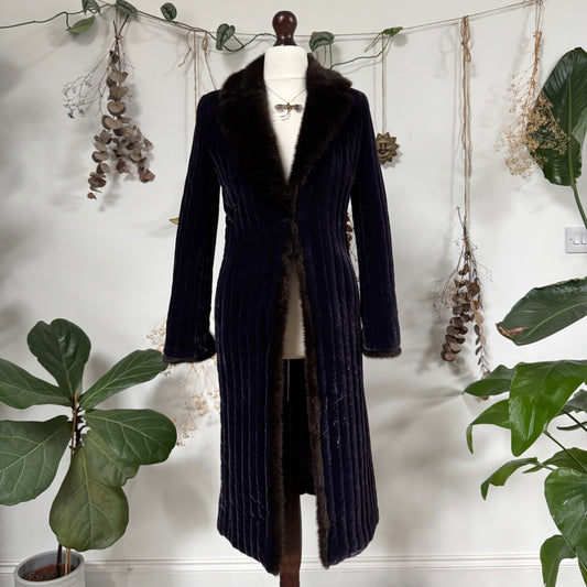 Purple velvet coat - size S