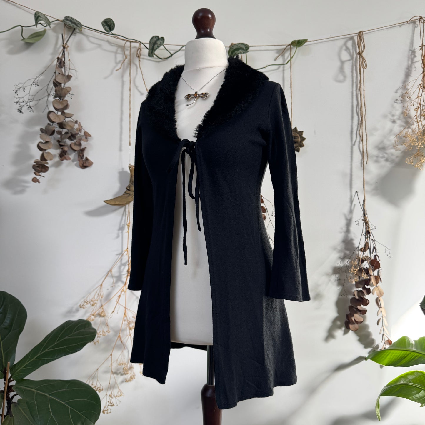 Black tie cardigan - size M